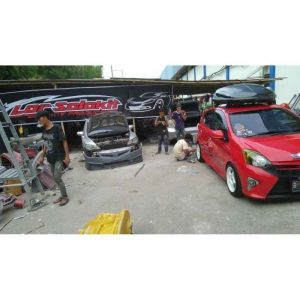 biaya perbaikan cat mobil