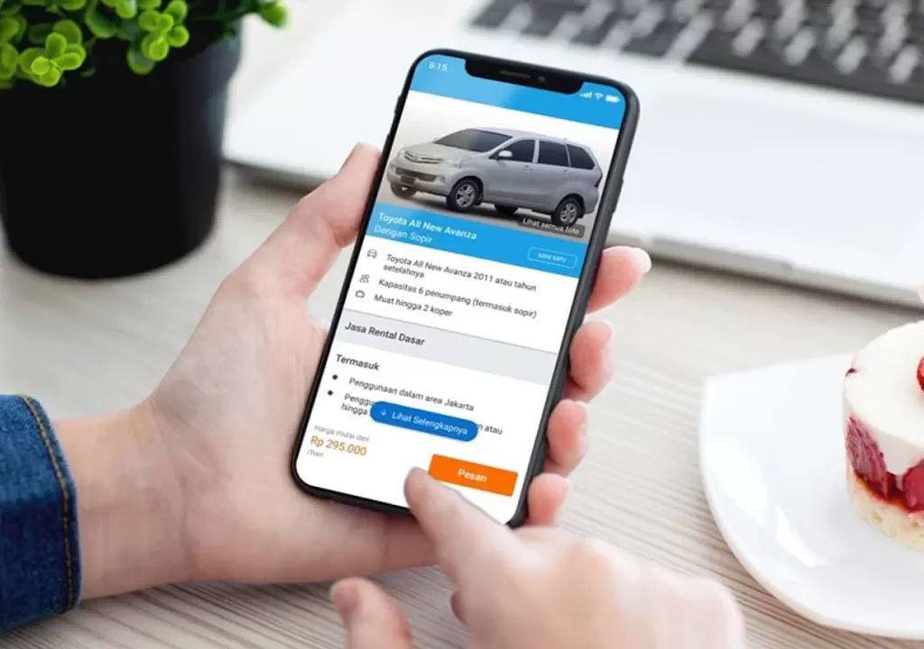 Sewa Mobil di Traveloka