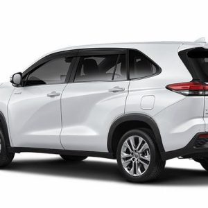 Harga Rental Mobil Innova