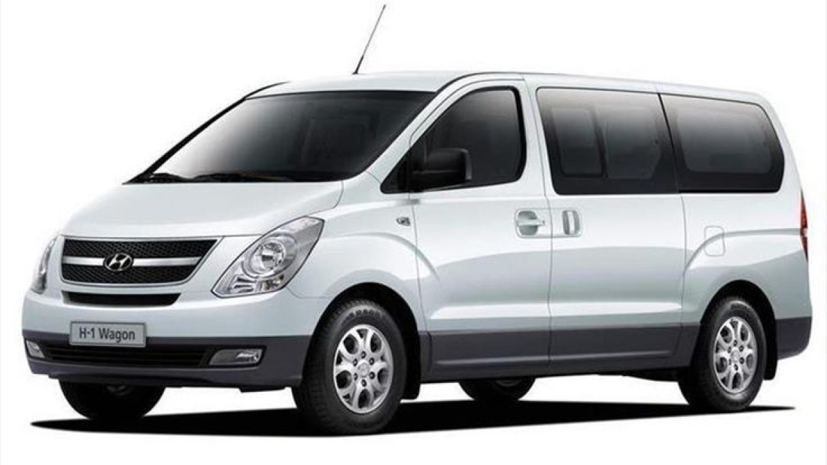 Sewa Mobil Dengan Sopir
